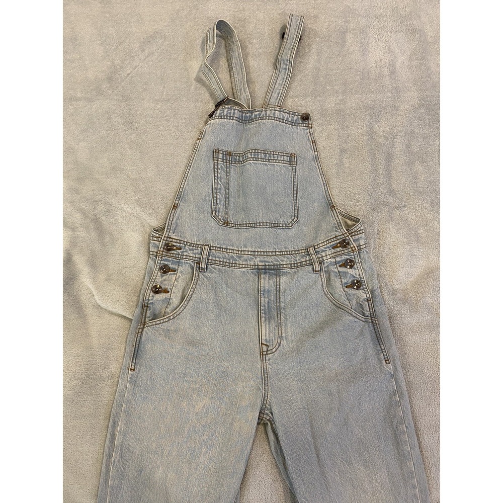 Womens BDG Urban Outfitters Light Blue Denim Overalls 100% Cotton Size 32 - Picture 1 of 8